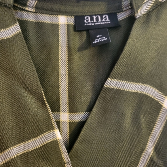 a.n.a Tops - a.n.a Olive Plaid Sleeveless Top